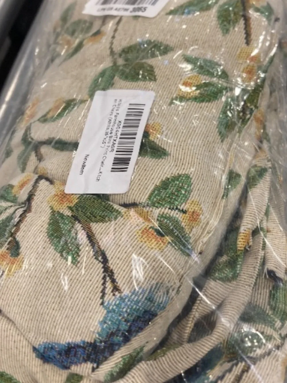 ‘Birds in Nature’ Tufted Chair Cushion with Ties  16x16x2” BEIGE (1-Count)